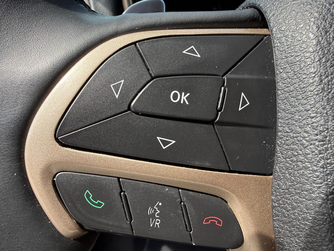 Jeep Grand Cherokee Limited 2WD 2014