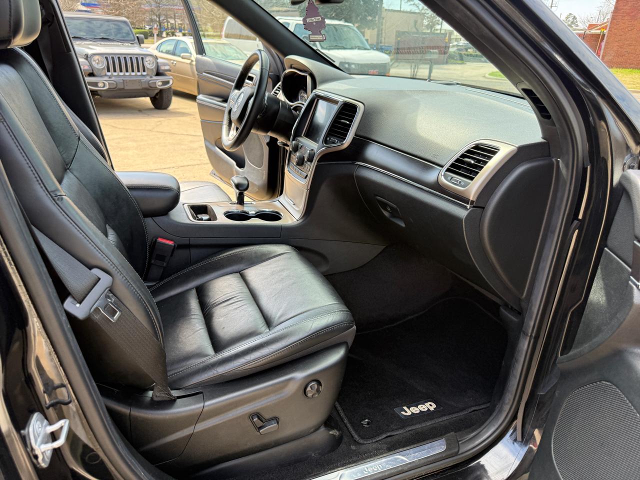 Jeep Grand Cherokee Limited 2WD 2014