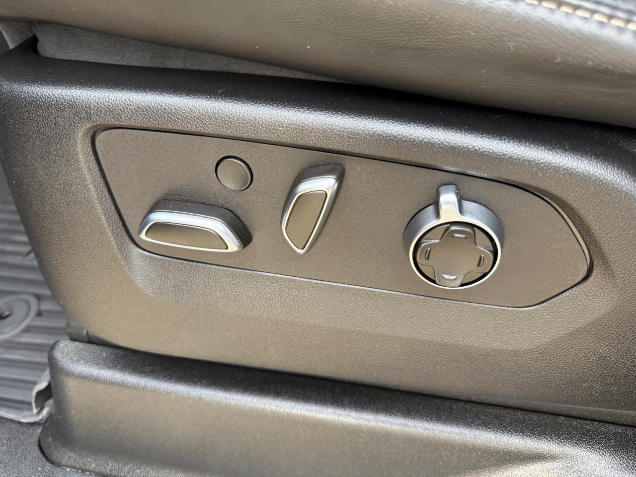 Cadillac Escalade V 4WD 2023