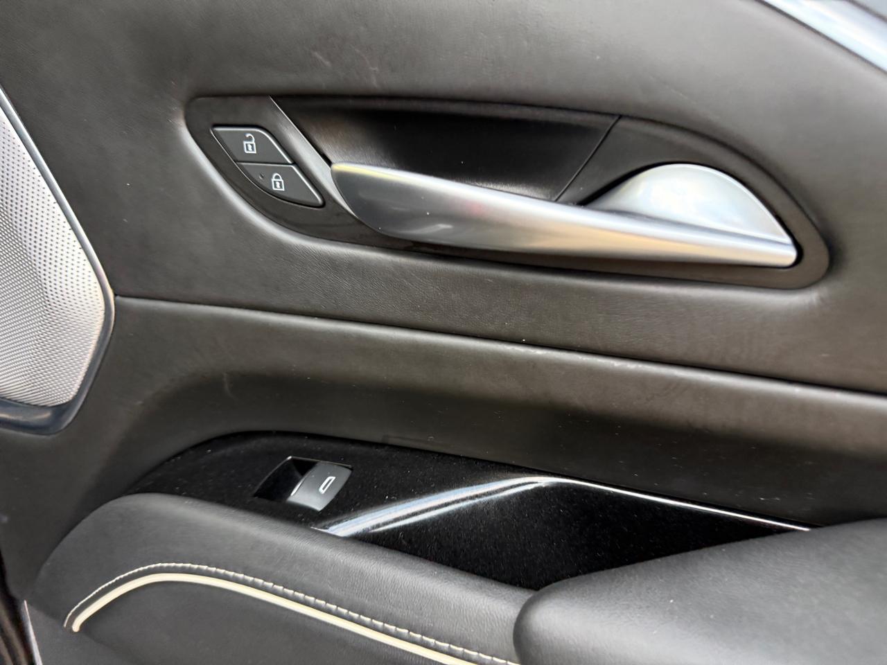 Cadillac Escalade V 4WD 2023