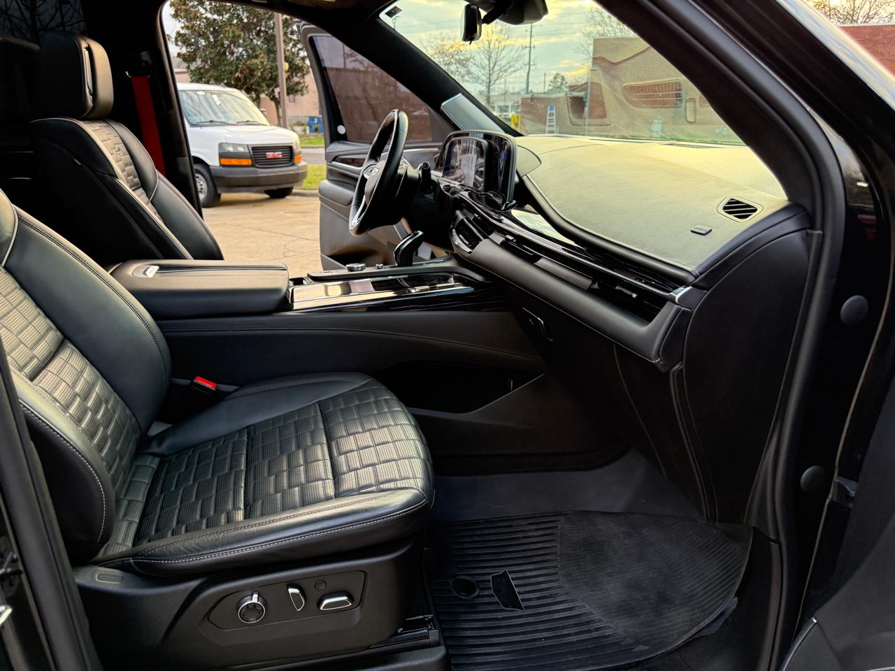 Cadillac Escalade V 4WD 2023