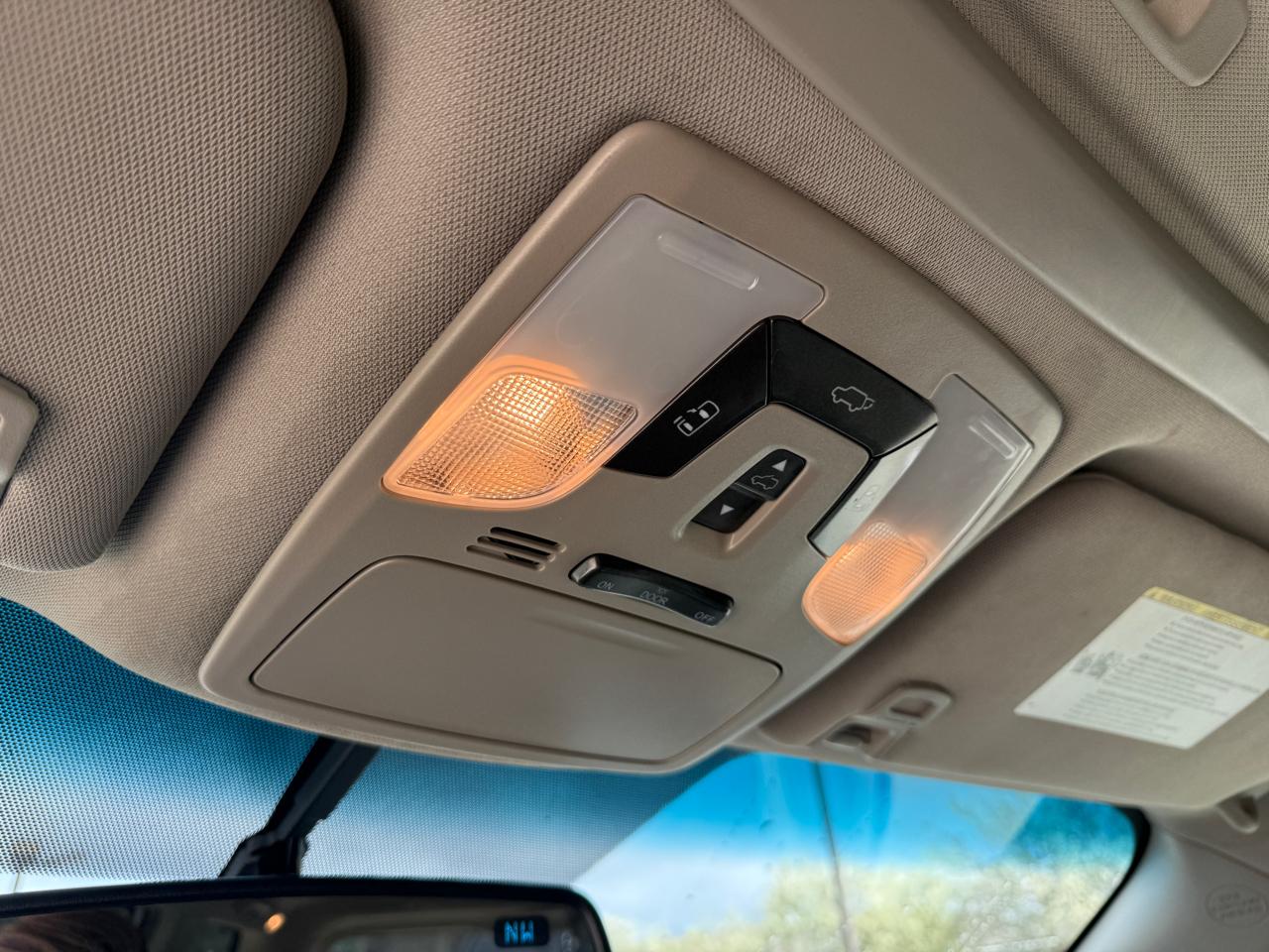 Toyota Sienna XLE FWD 8-Passenger V6 2016