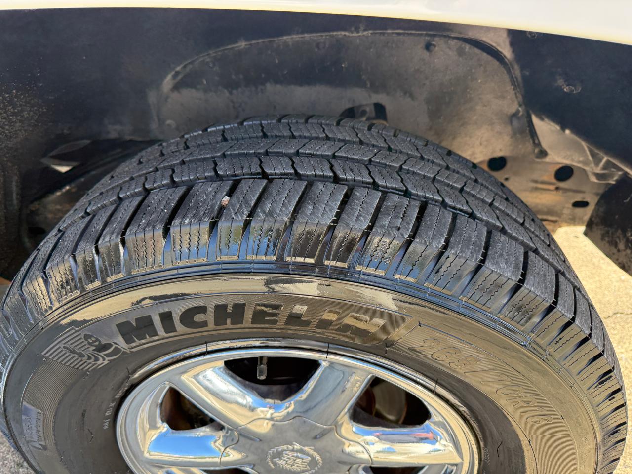 Cadillac Escalade 4WD 2000