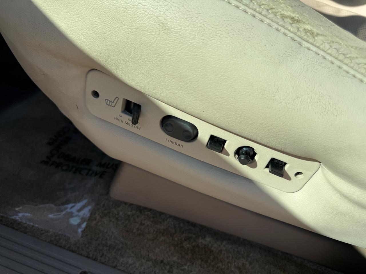 Cadillac Escalade 4WD 2000