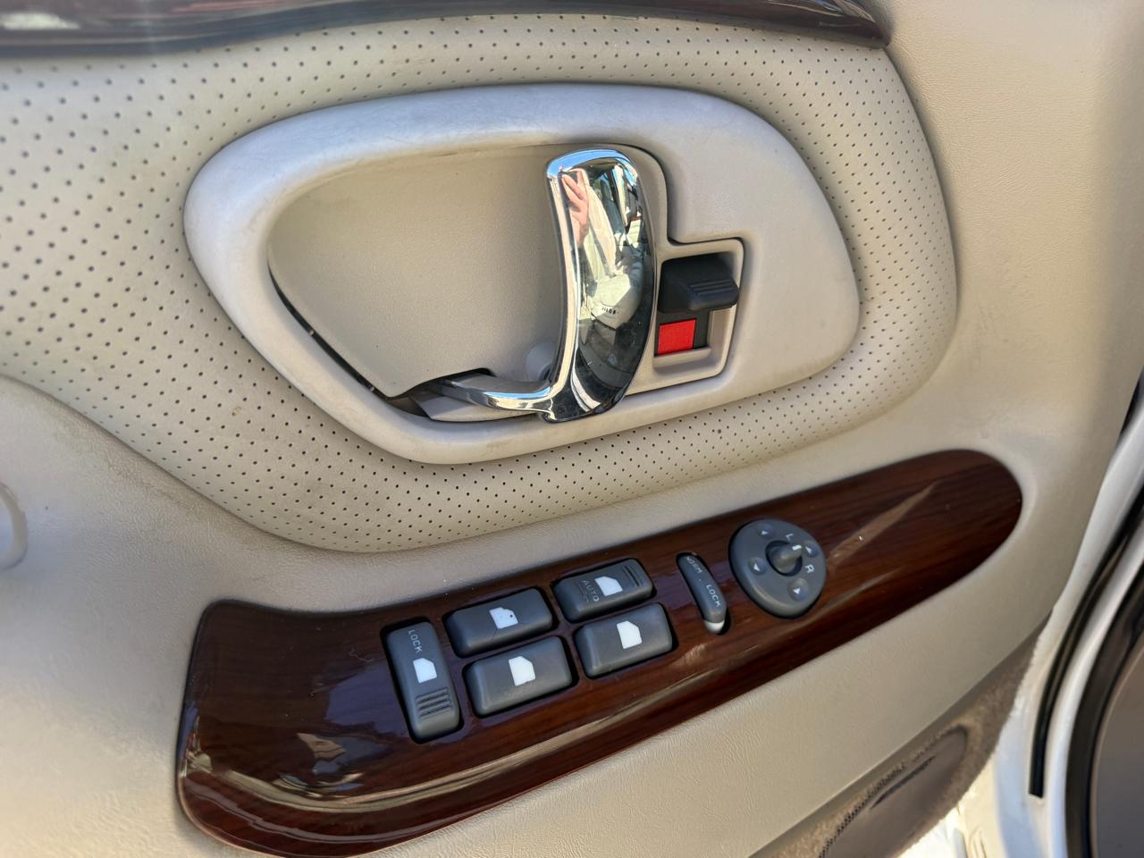 Cadillac Escalade 4WD 2000