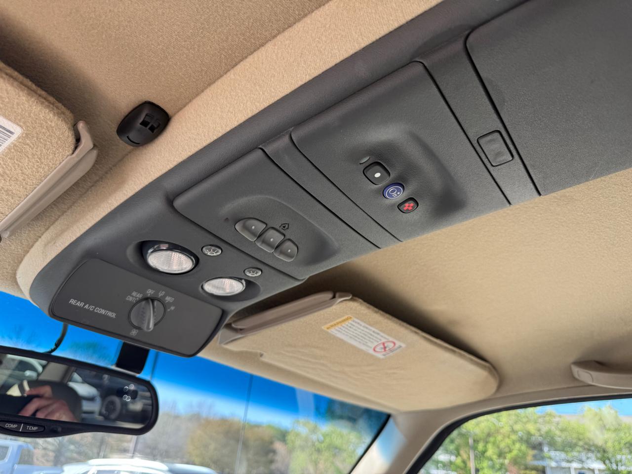 Cadillac Escalade 4WD 2000