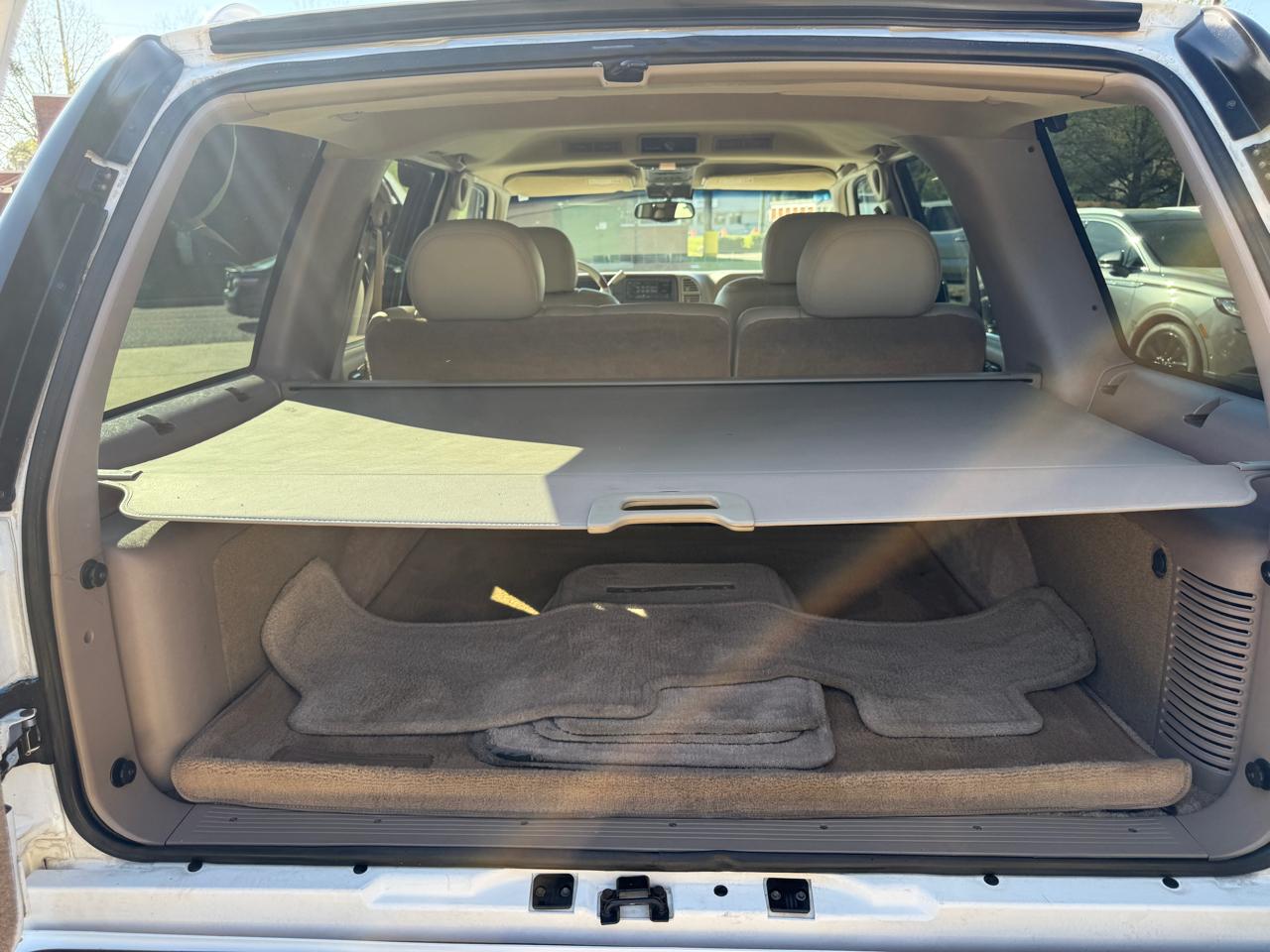 Cadillac Escalade 4WD 2000