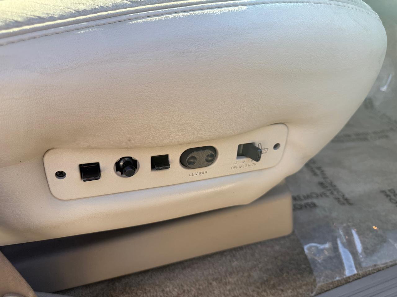 Cadillac Escalade 4WD 2000