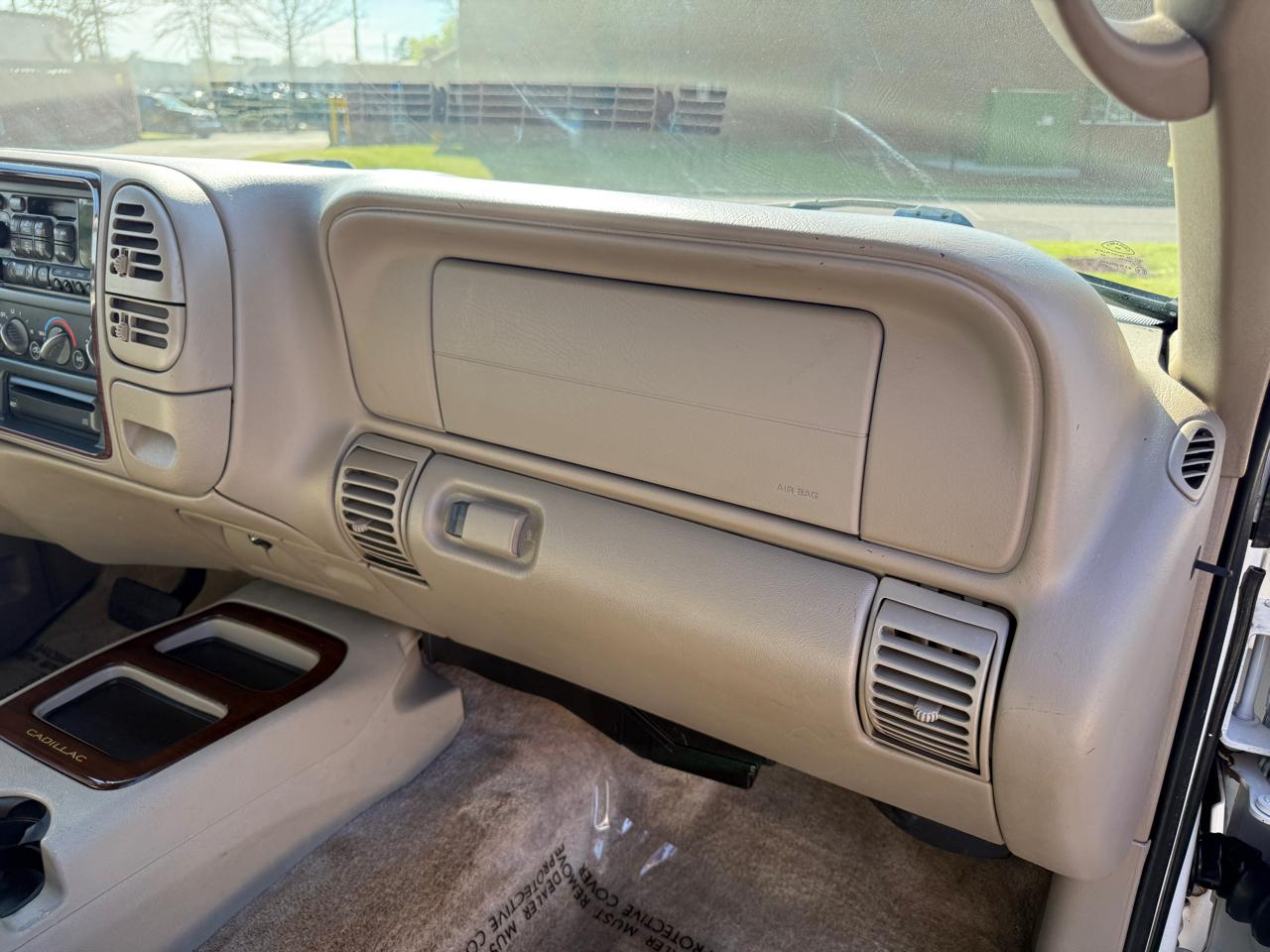 Cadillac Escalade 4WD 2000