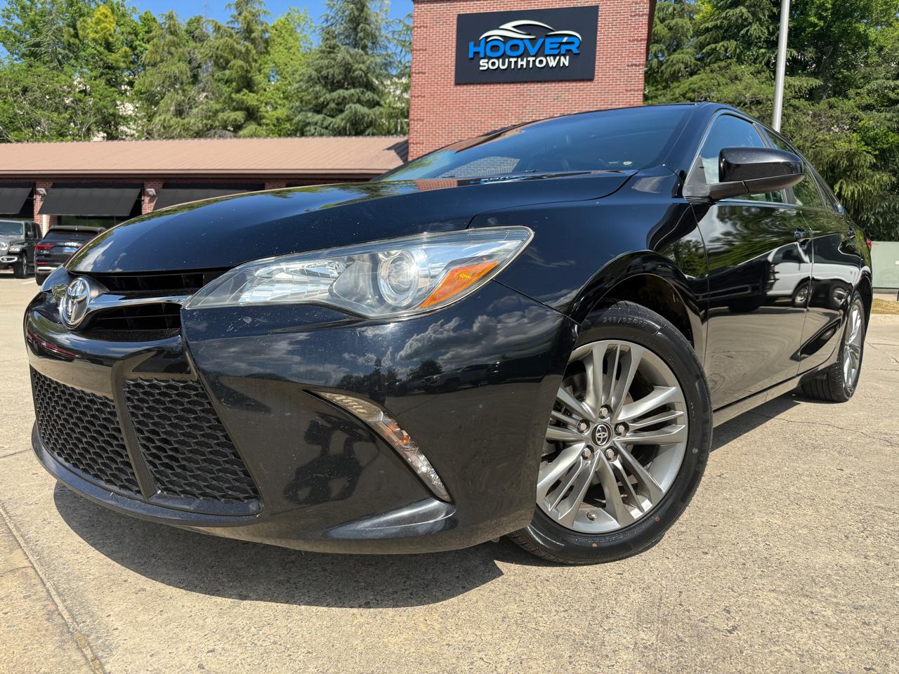 Toyota Camry SE 2016