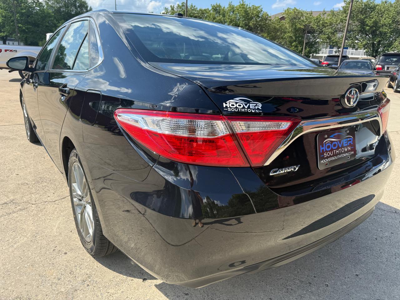 Toyota Camry SE 2016