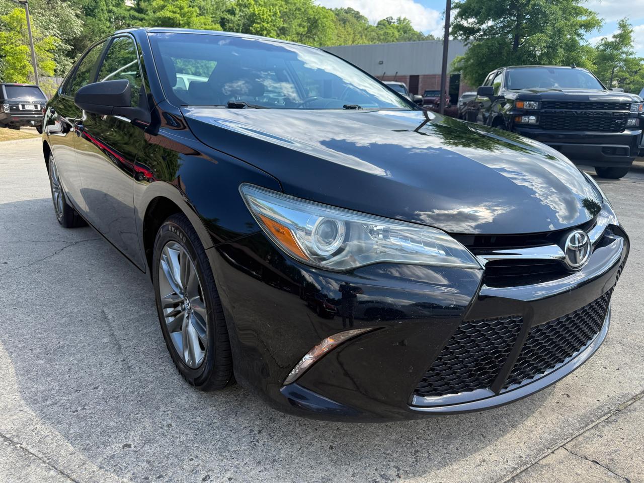 Toyota Camry SE 2016