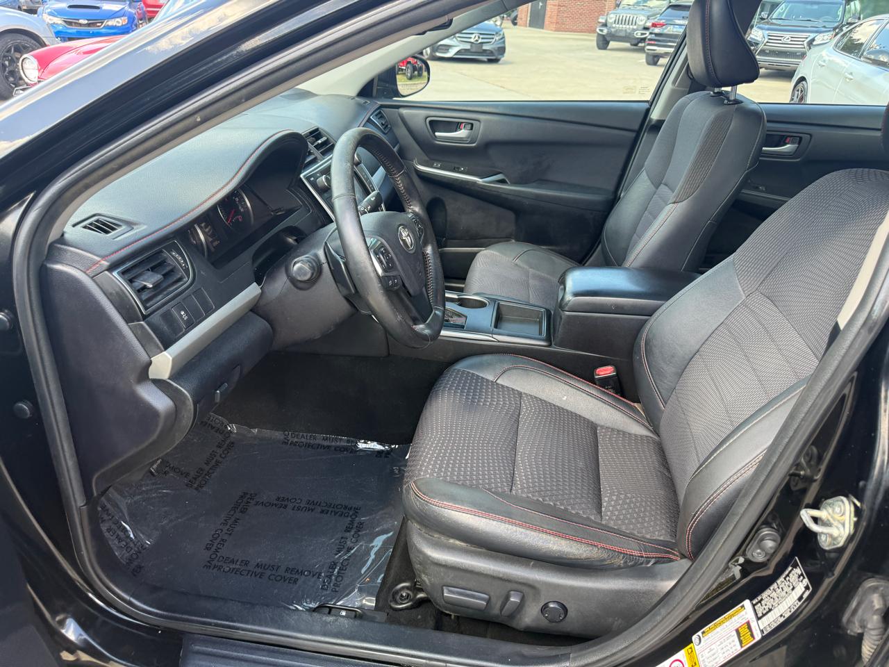 Toyota Camry SE 2016