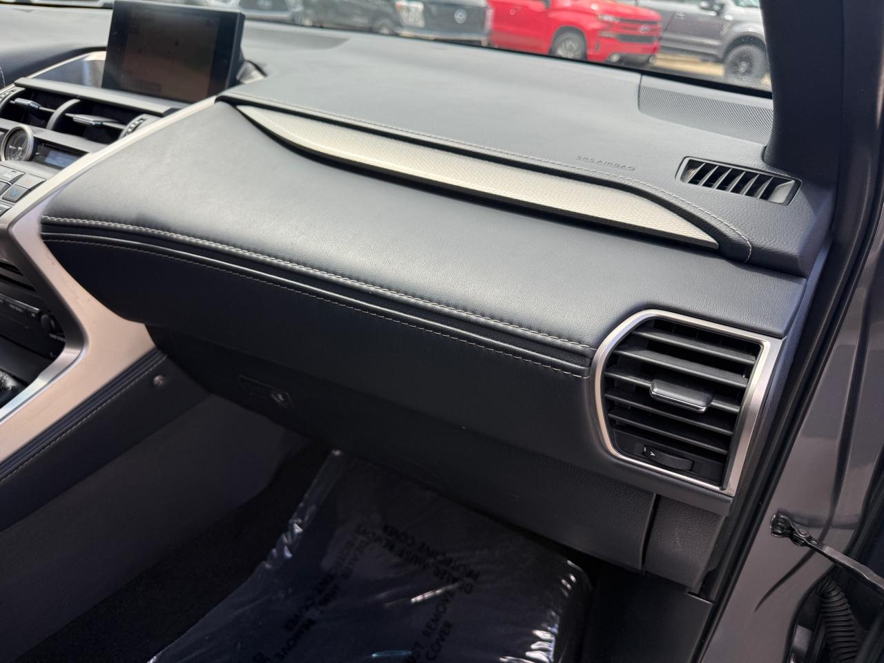 Lexus NX 200t AWD 2017