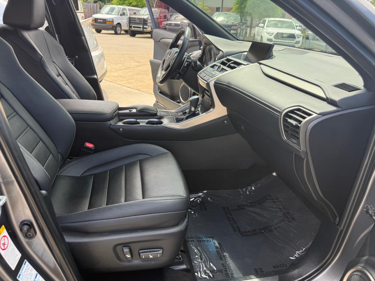 Lexus NX 200t AWD 2017