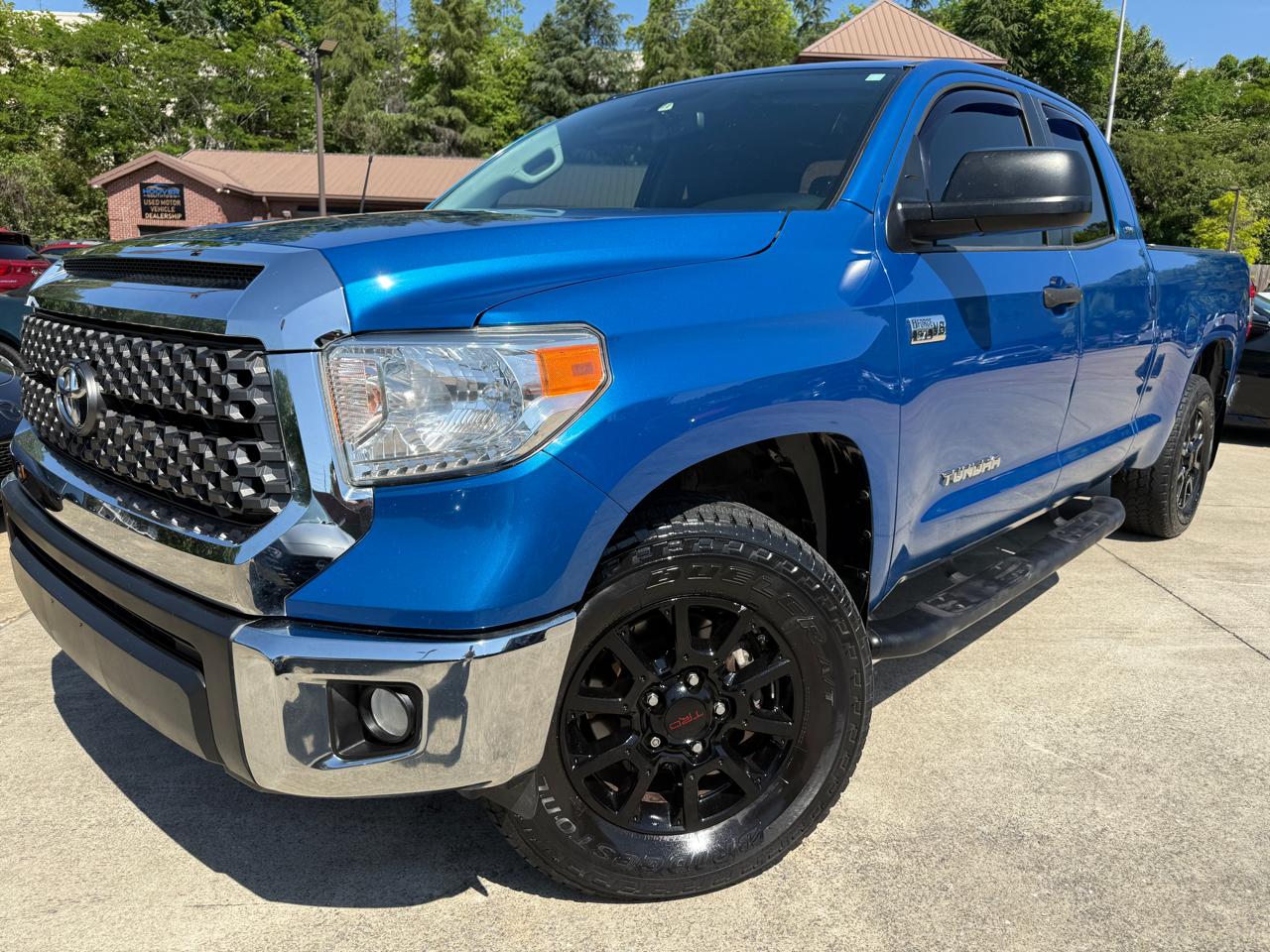Toyota Tundra SR5 5.7L V8 FFV Double Cab 4WD 2017