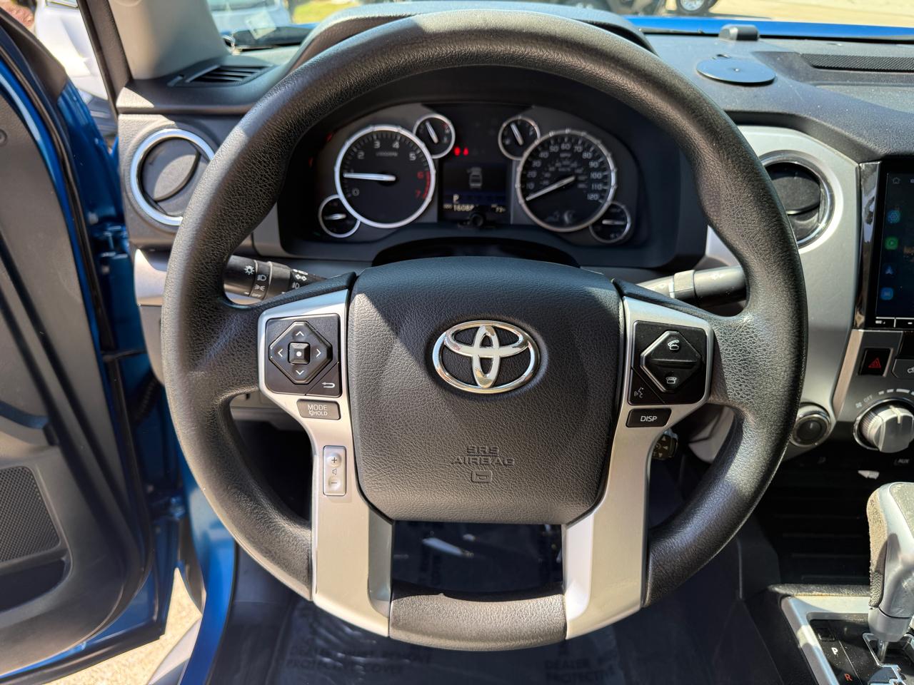 Toyota Tundra SR5 5.7L V8 FFV Double Cab 4WD 2017