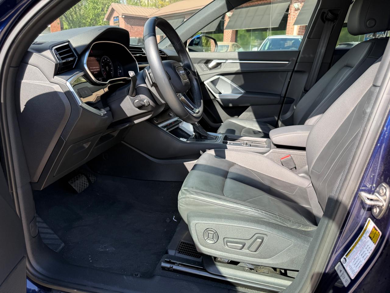 Audi Q3 S line Premium Plus quattro 2021