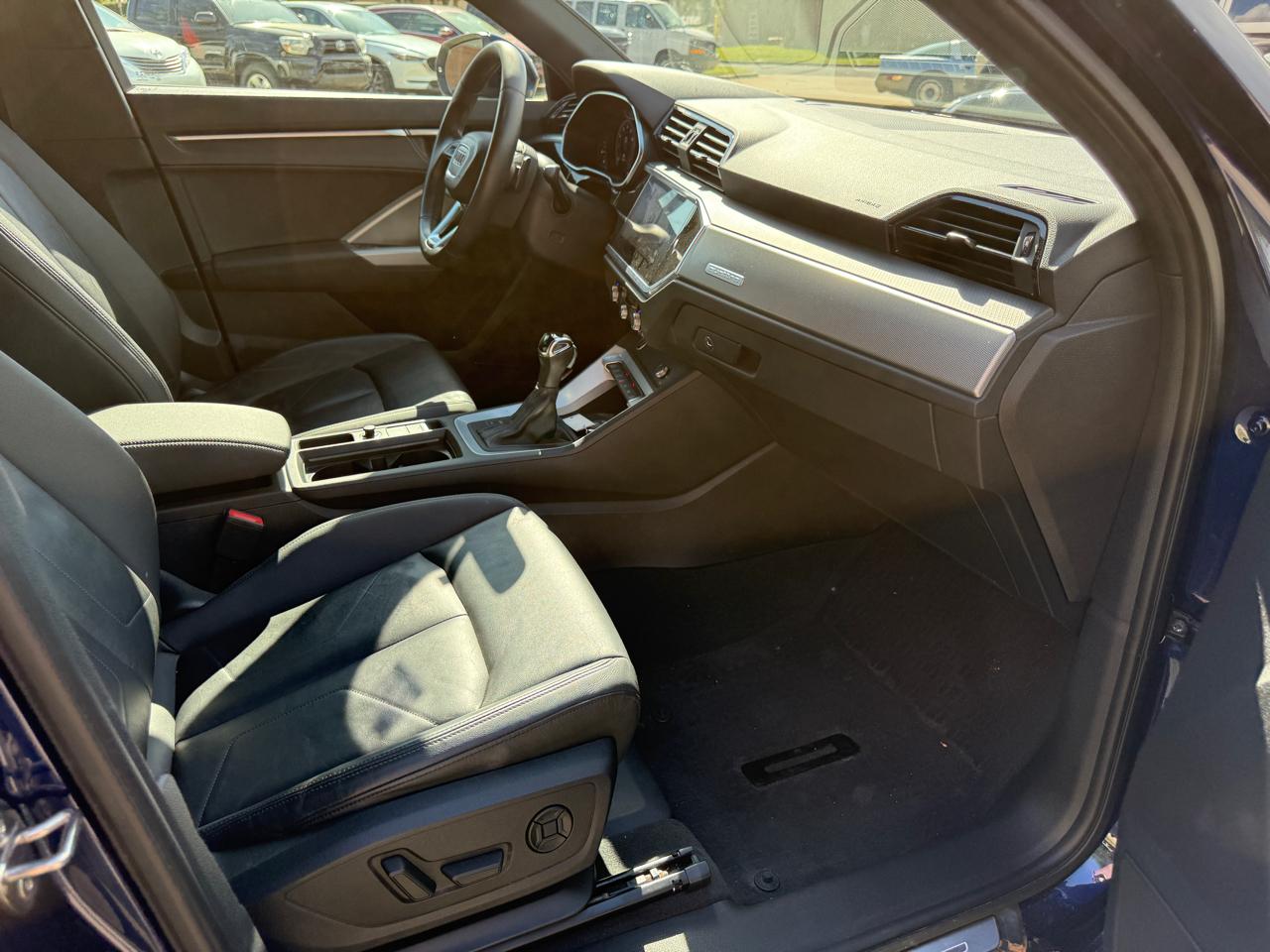 Audi Q3 S line Premium Plus quattro 2021