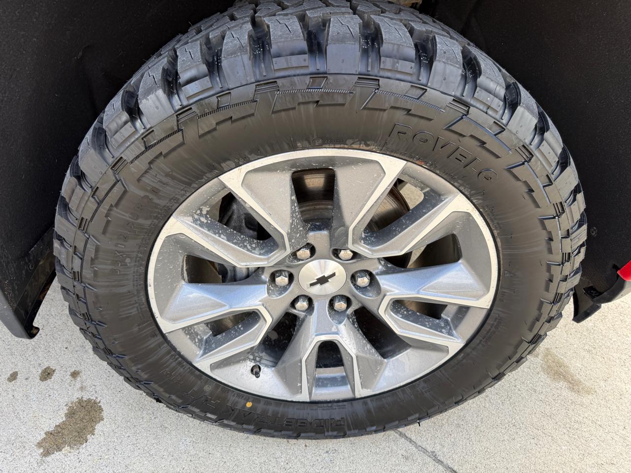 Chevrolet Silverado 1500 4WD Crew Cab 147" RST 2020