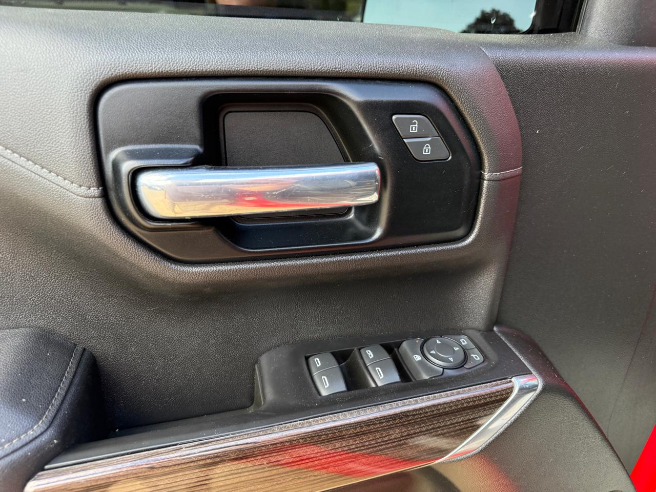 Chevrolet Silverado 1500 4WD Crew Cab 147" RST 2020