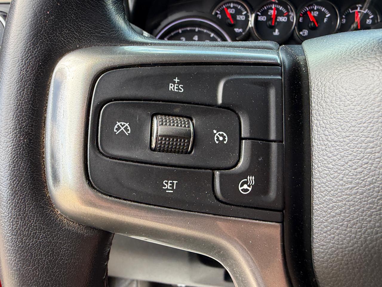 Chevrolet Silverado 1500 4WD Crew Cab 147" RST 2020