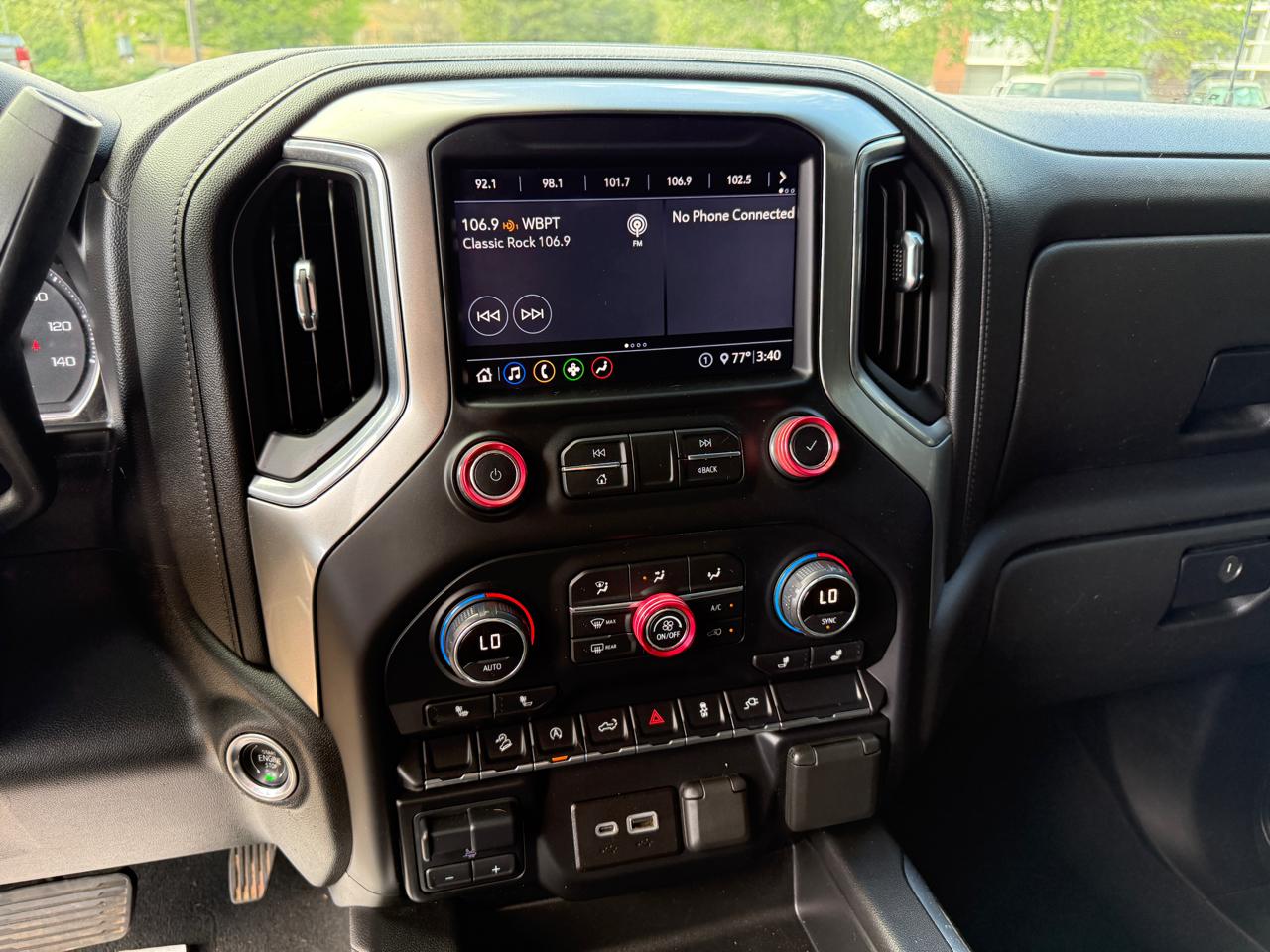 Chevrolet Silverado 1500 4WD Crew Cab 147" RST 2020