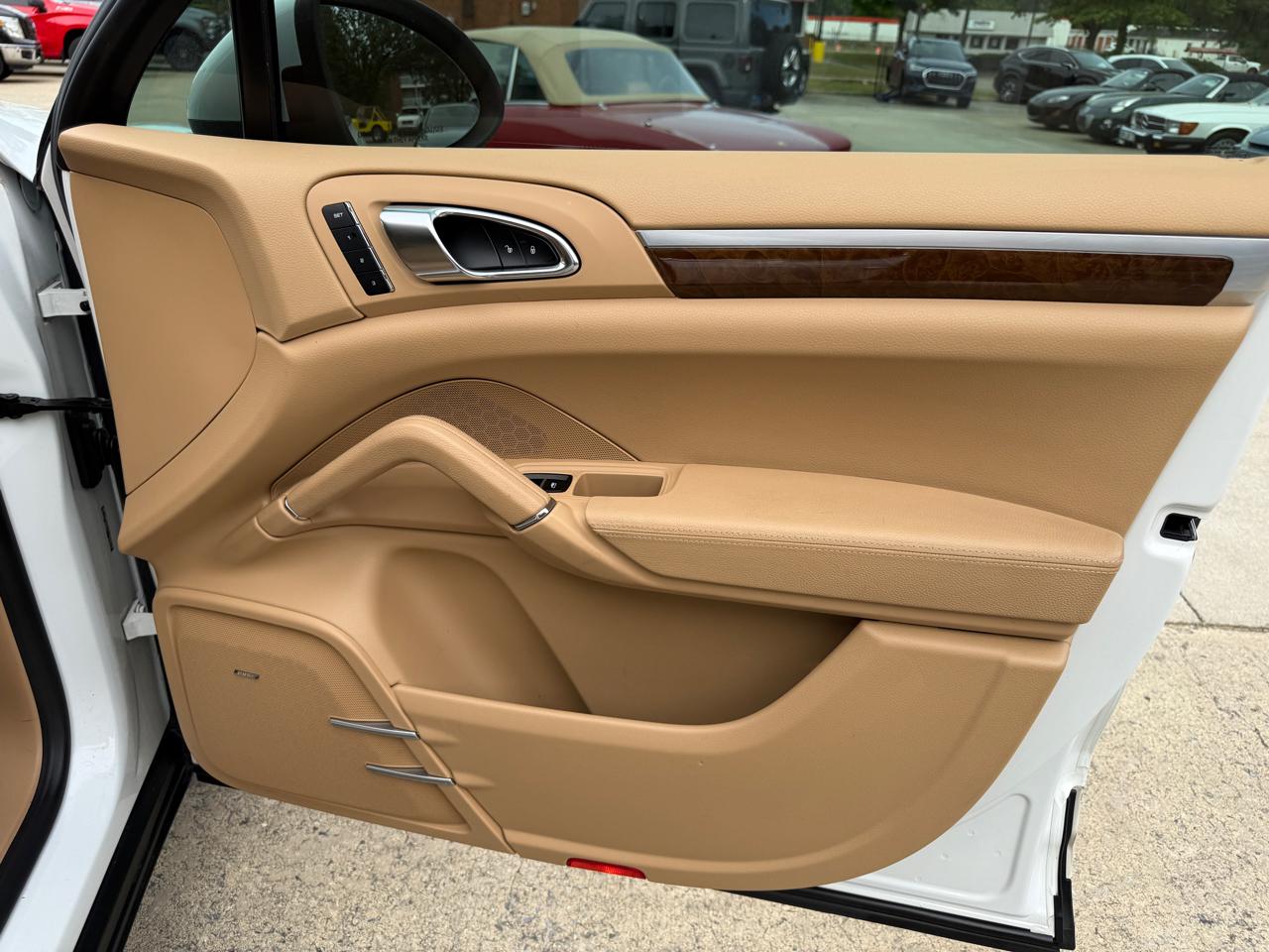 Porsche Cayenne S 2014