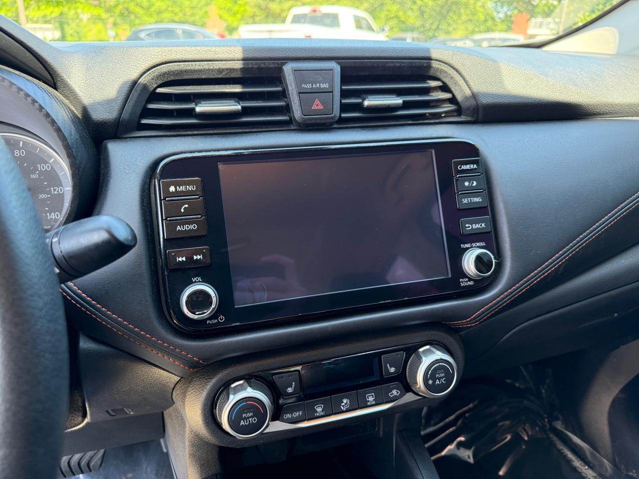 Nissan Versa SR 2025