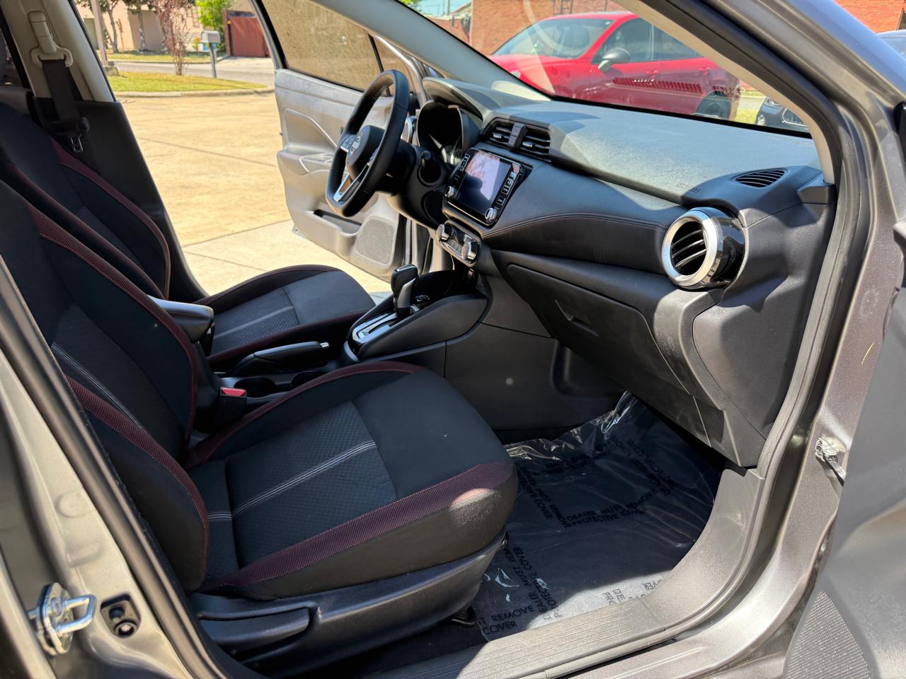 Nissan Versa SR 2025