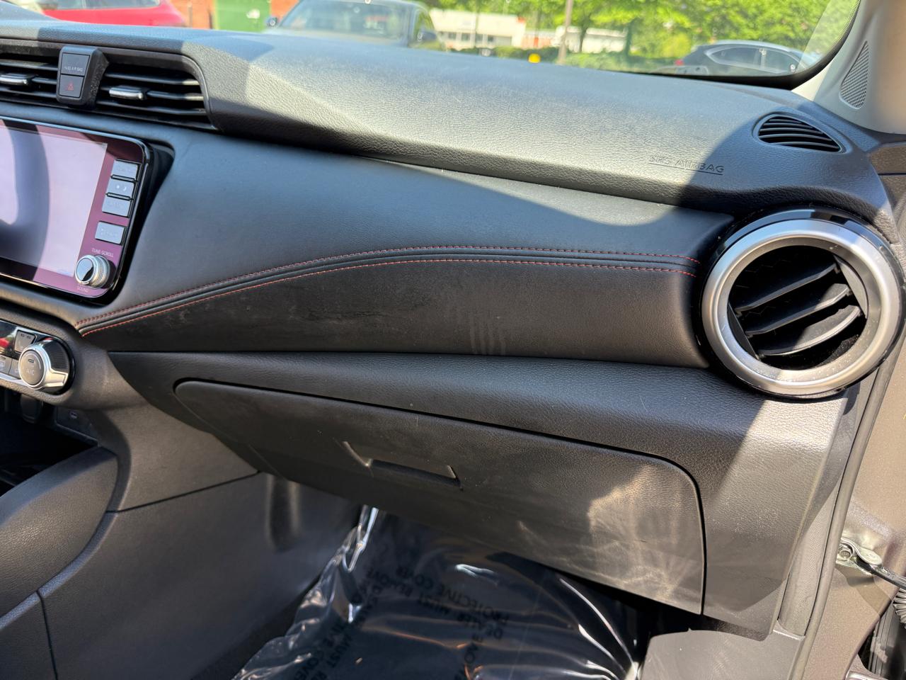 Nissan Versa SR 2025