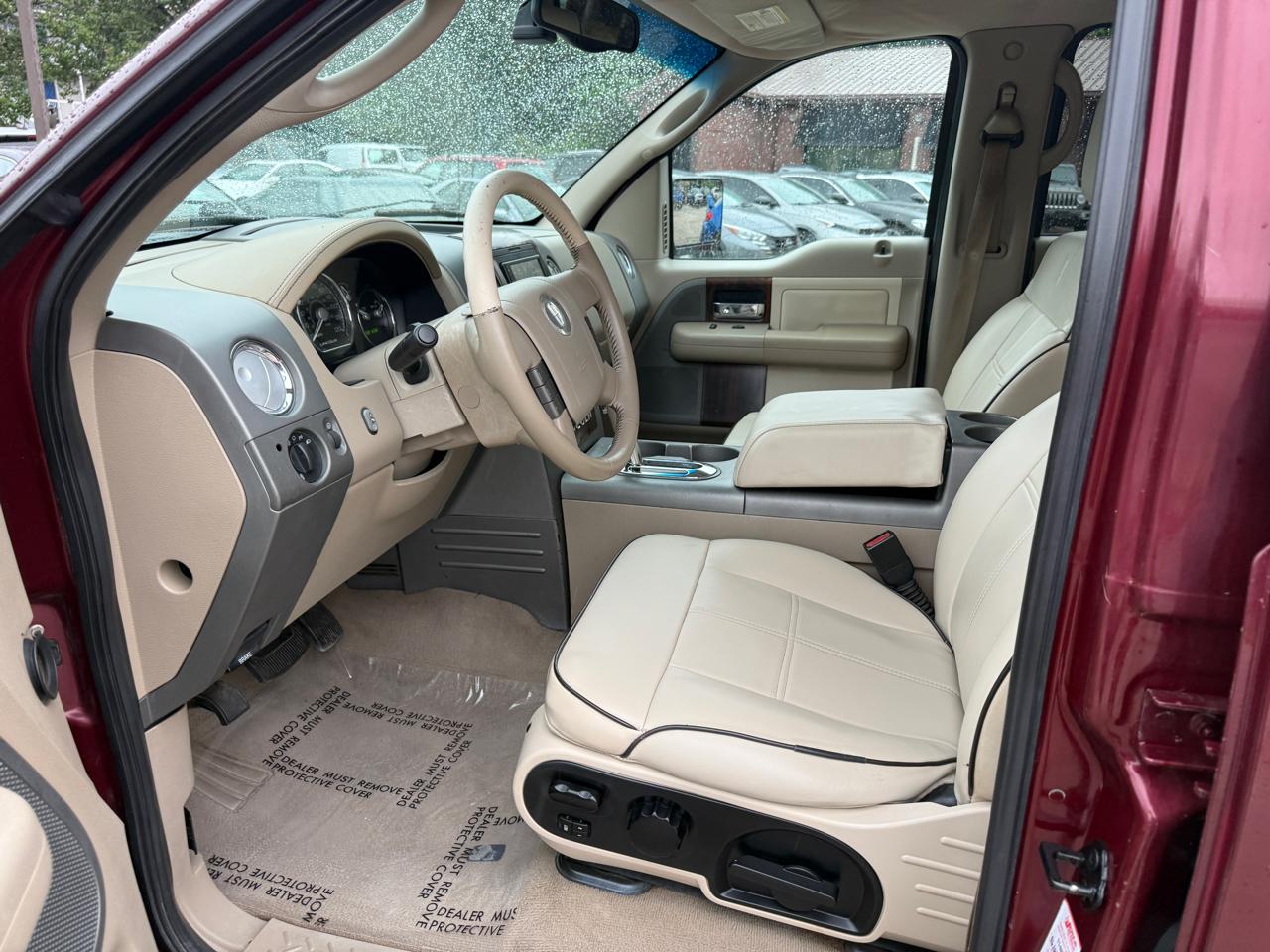 Lincoln Mark LT 2WD 2006
