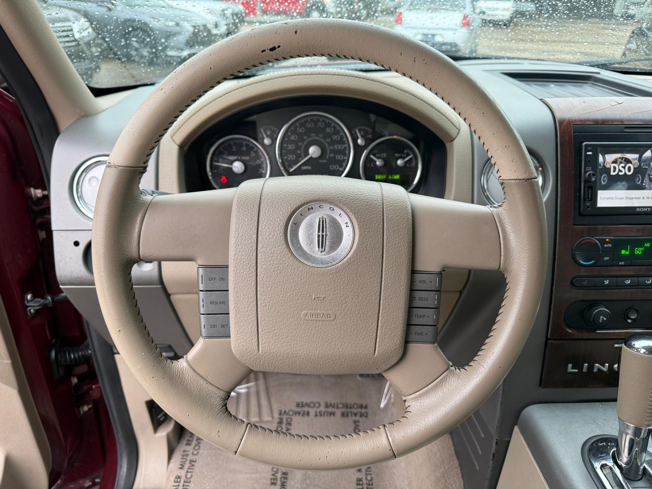 Lincoln Mark LT 2WD 2006