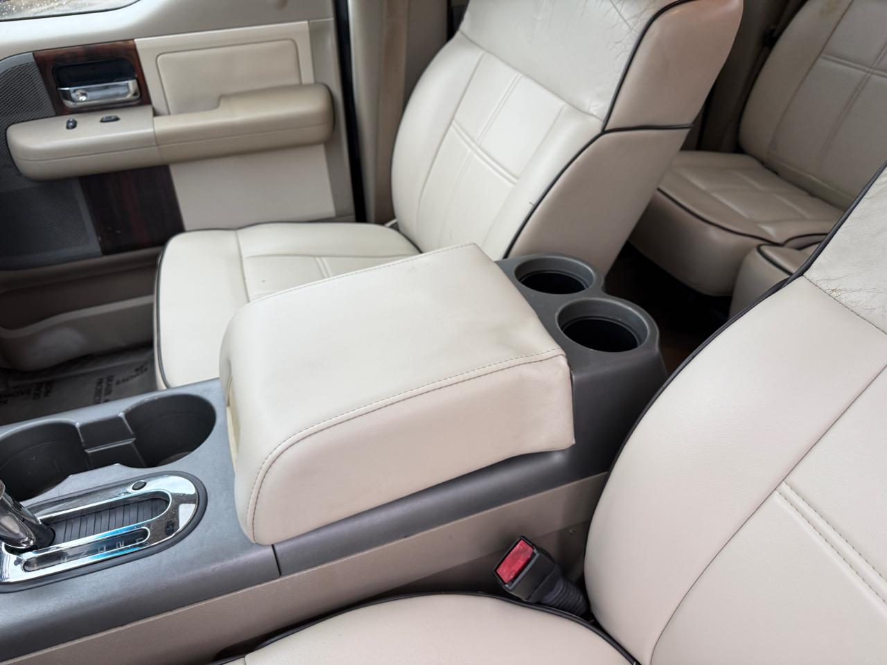 Lincoln Mark LT 2WD 2006