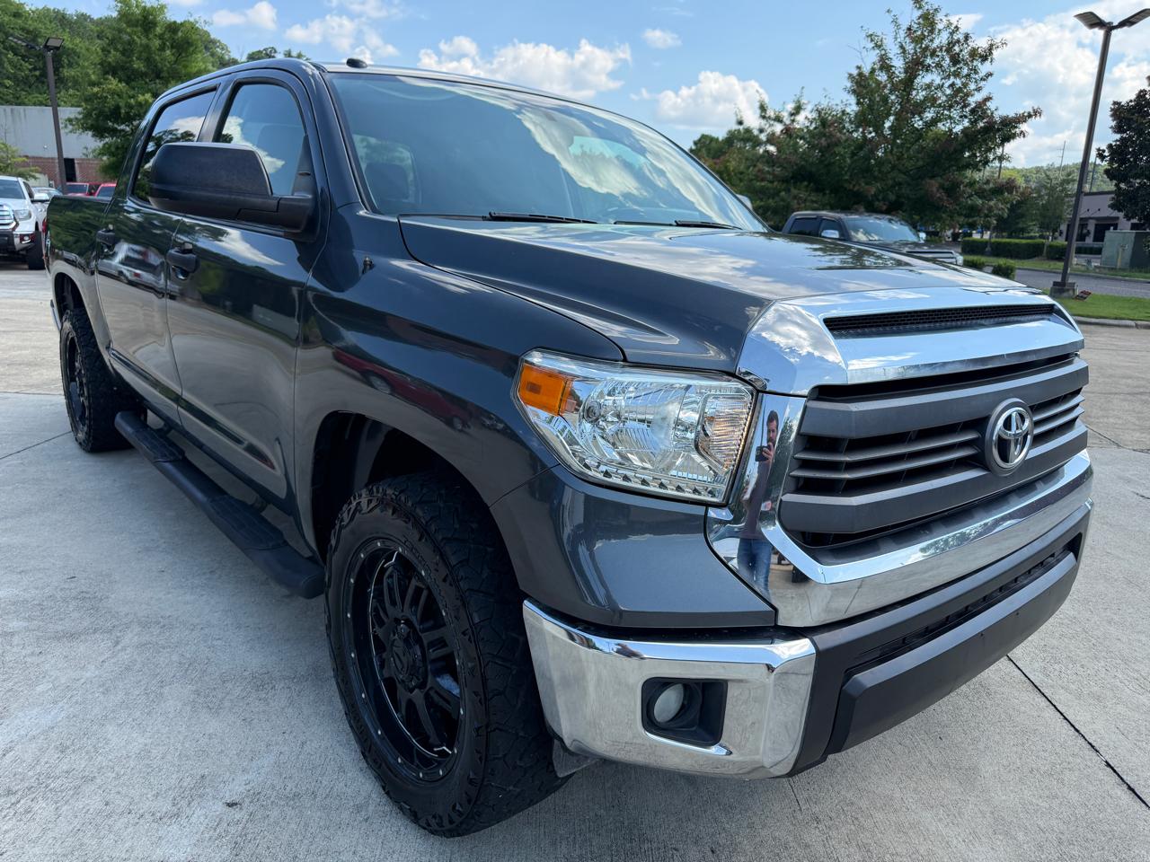 Toyota Tundra SR5 4.6L V8 CrewMax 2WD 2014