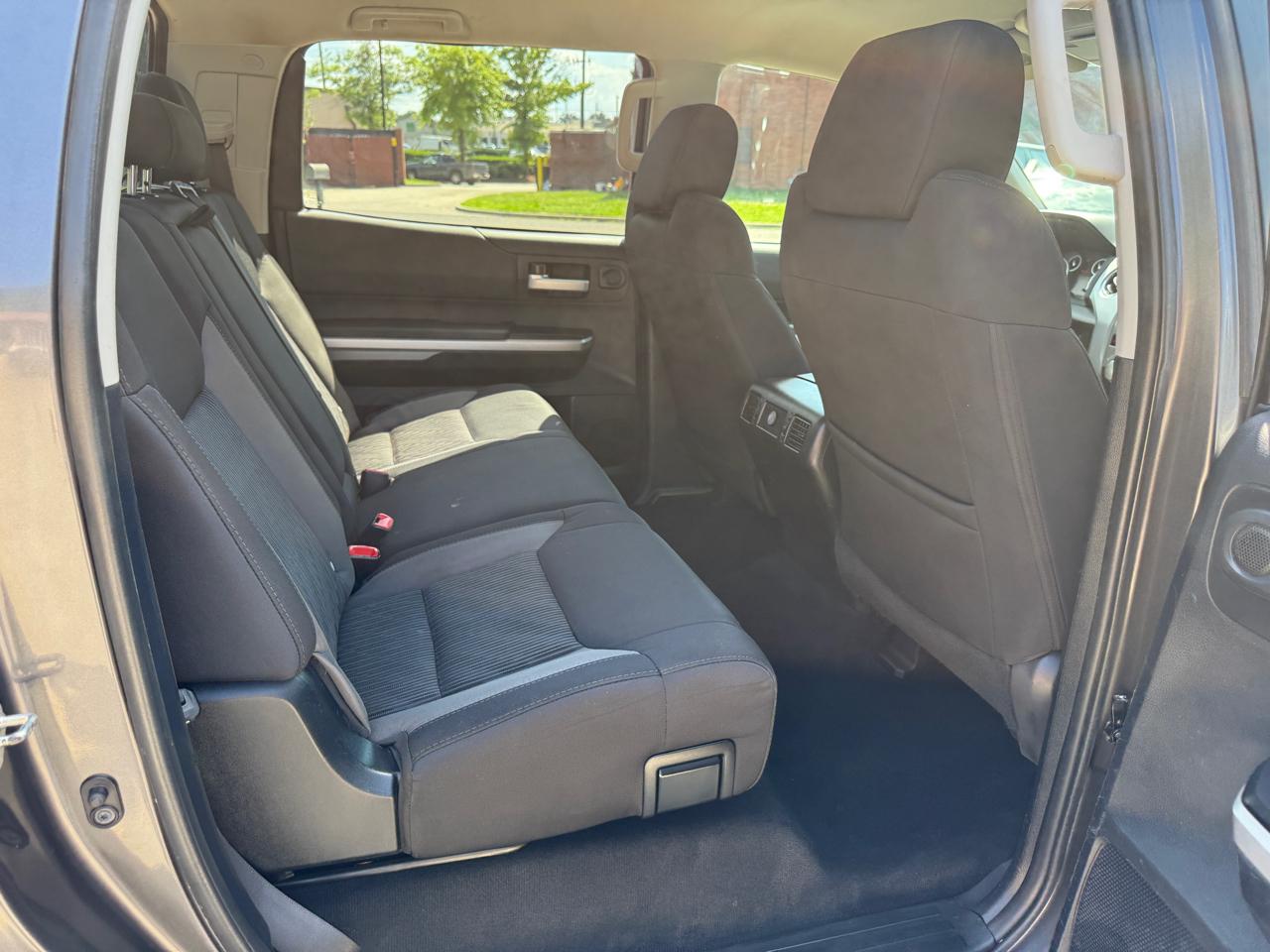 Toyota Tundra SR5 4.6L V8 CrewMax 2WD 2014