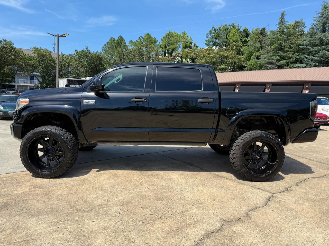 Toyota Tundra Platinum CrewMax 5.7L FFV 4WD 2018