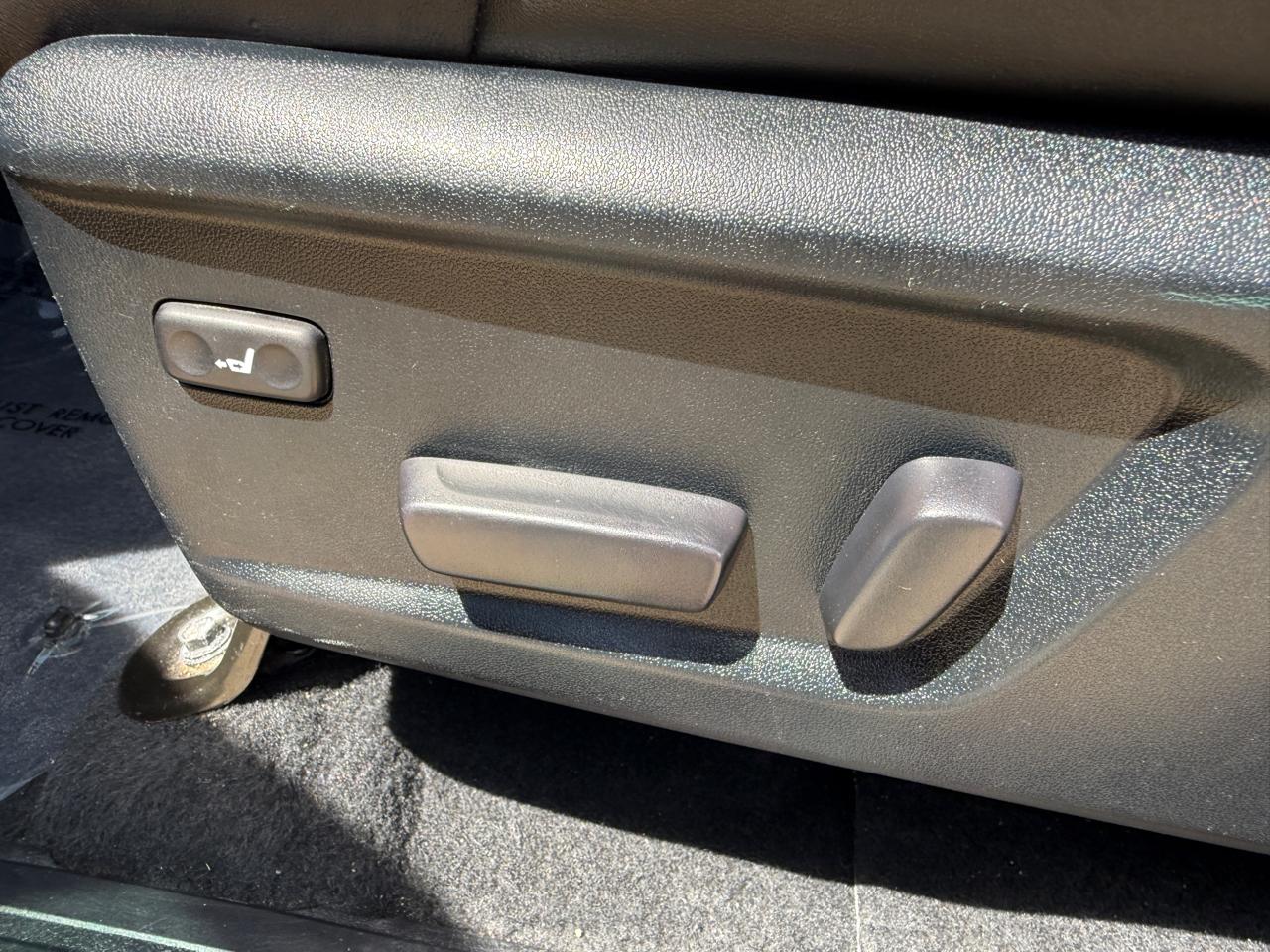 Toyota Tundra Platinum CrewMax 5.7L FFV 4WD 2018