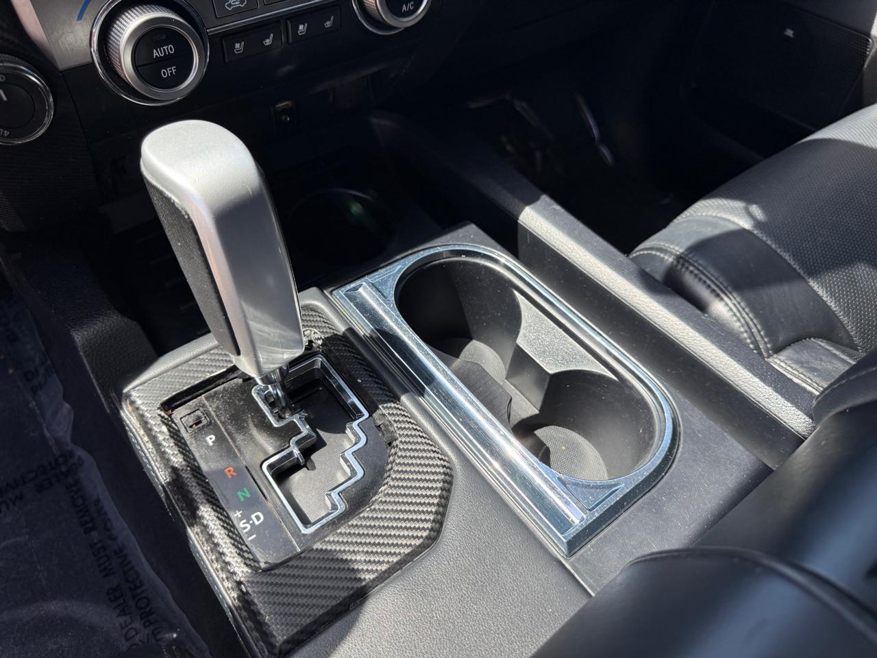 Toyota Tundra Platinum CrewMax 5.7L FFV 4WD 2018