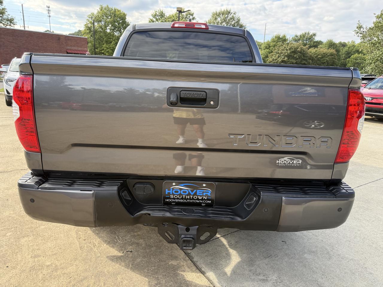 Toyota Tundra SR5 5.7L V8 CrewMax 2WD 2021