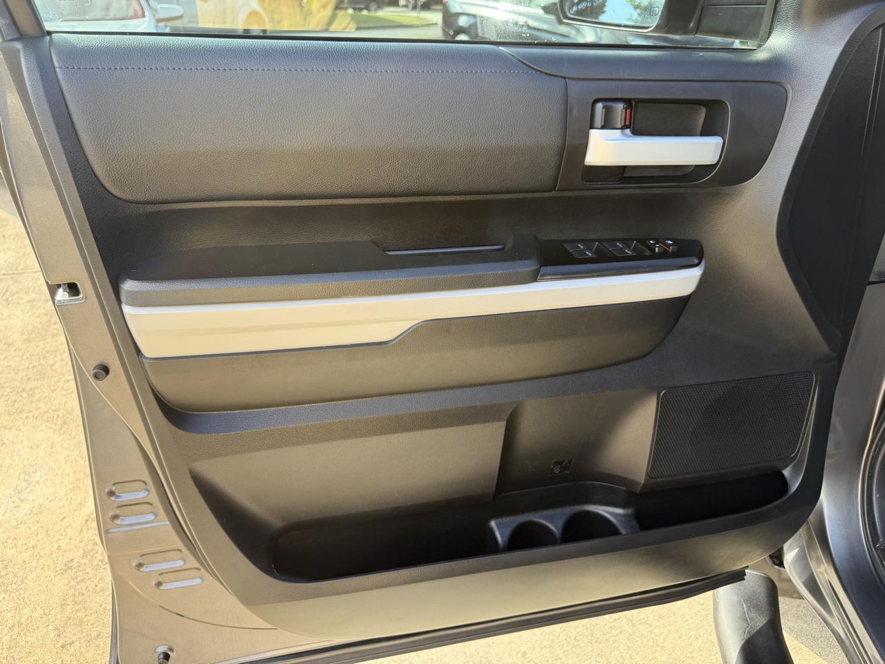 Toyota Tundra SR5 5.7L V8 CrewMax 2WD 2021