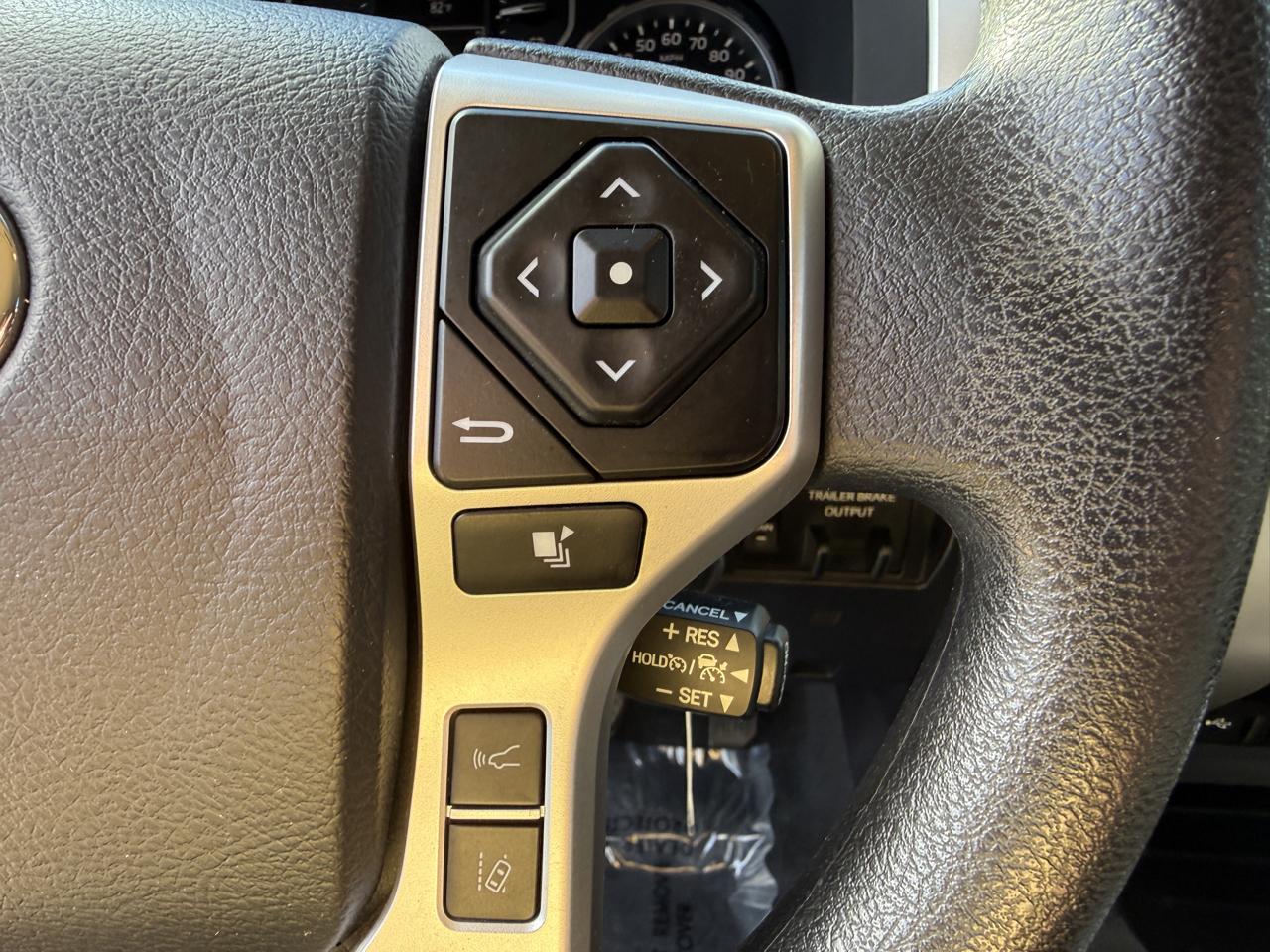Toyota Tundra SR5 5.7L V8 CrewMax 2WD 2021