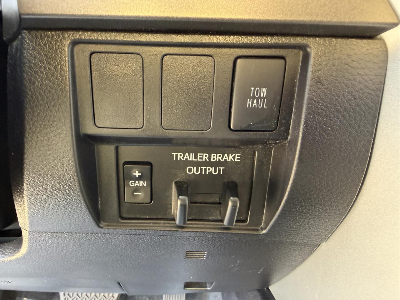 Toyota Tundra SR5 5.7L V8 CrewMax 2WD 2021