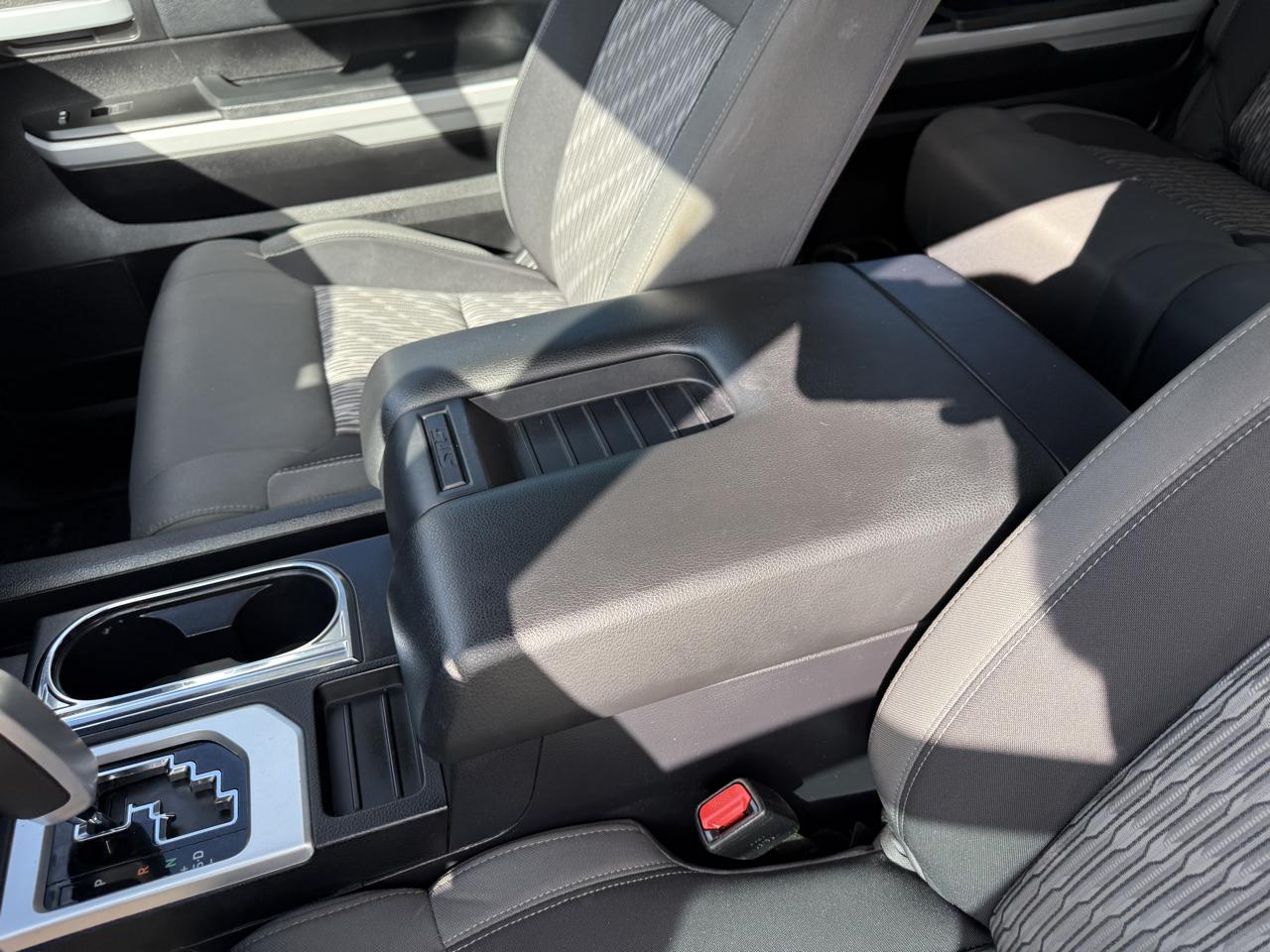 Toyota Tundra SR5 5.7L V8 CrewMax 2WD 2021
