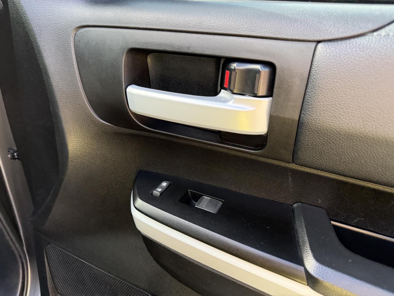 Toyota Tundra SR5 5.7L V8 CrewMax 2WD 2021
