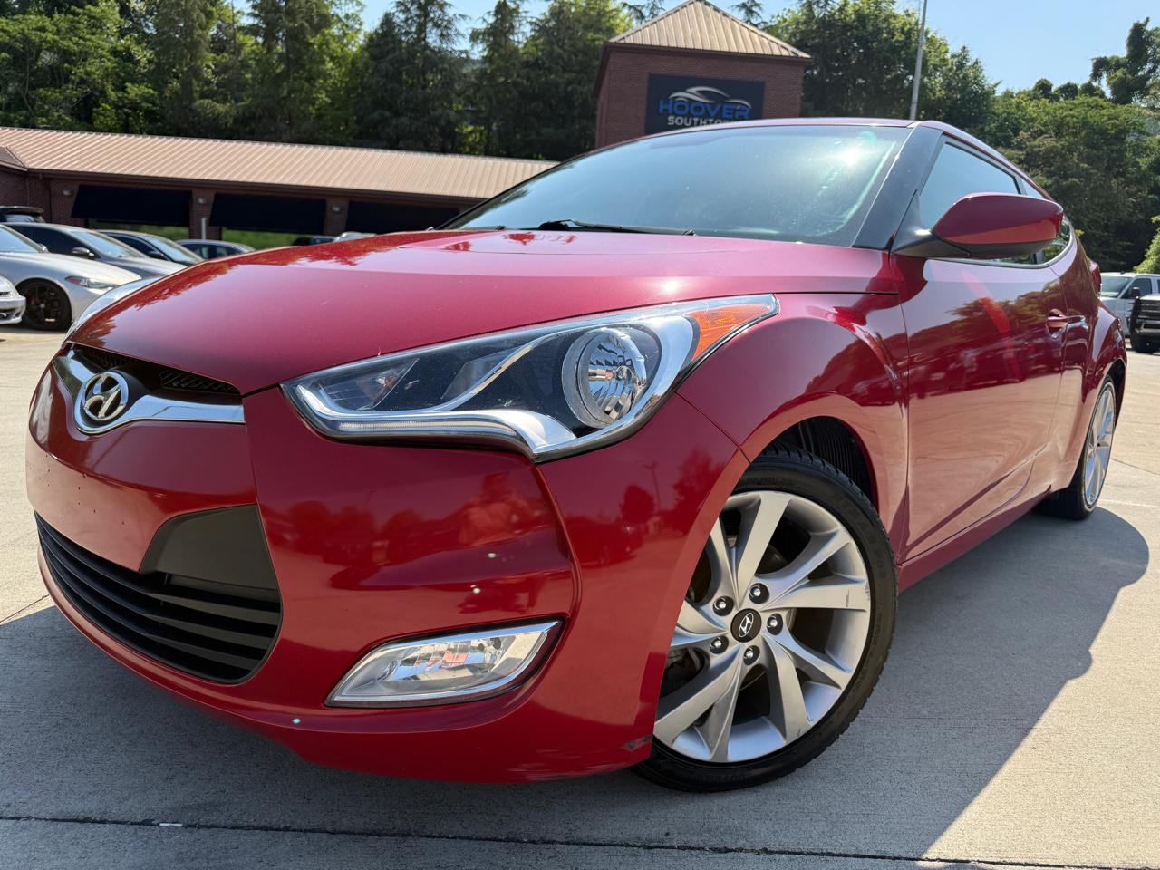 2017 Hyundai Veloster Base 3D Coupe at