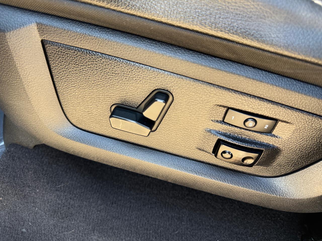 RAM 3500 Laramie Mega Cab 2WD DRW 2016