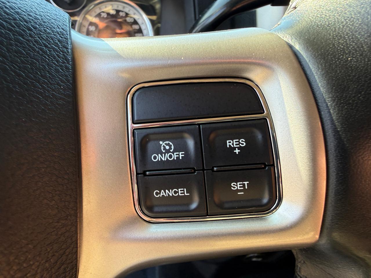 RAM 3500 Laramie Mega Cab 2WD DRW 2016