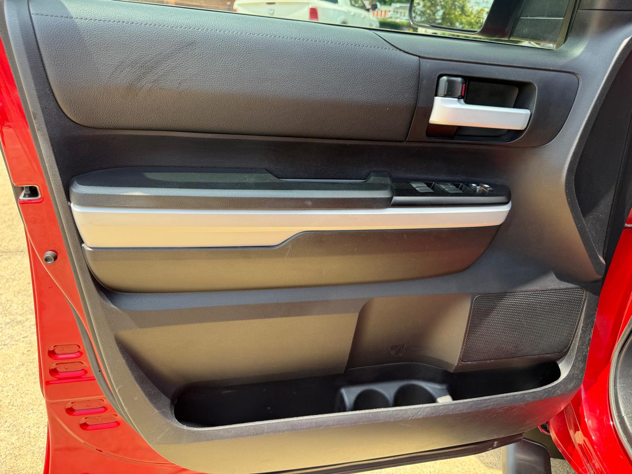 Toyota Tundra SR5 5.7L V8 CrewMax 2WD 2020
