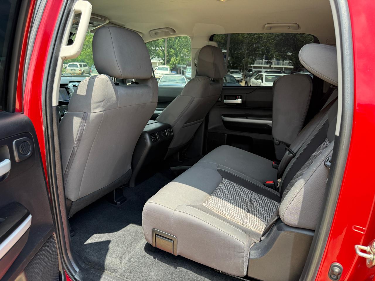 Toyota Tundra SR5 5.7L V8 CrewMax 2WD 2020
